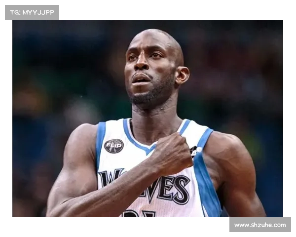 NBA球员转会大潮来袭 聚焦超级球星的新赛季动向与未来前景